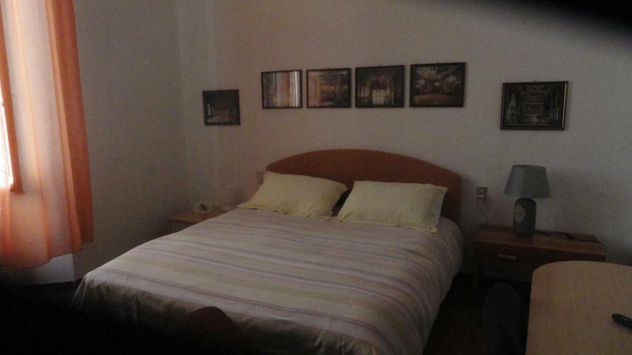 Prione70 Apartment La Spezia Bagian luar foto