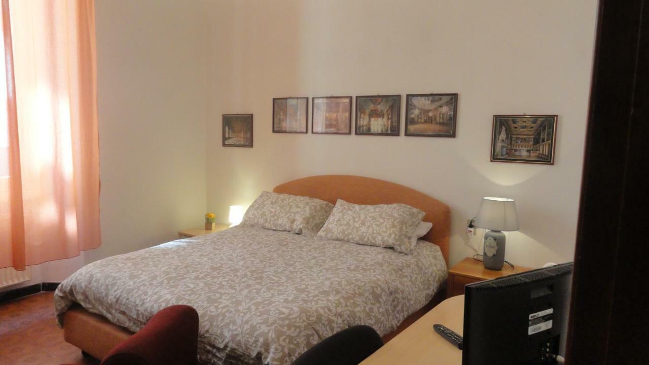 Prione70 Apartment La Spezia Bagian luar foto